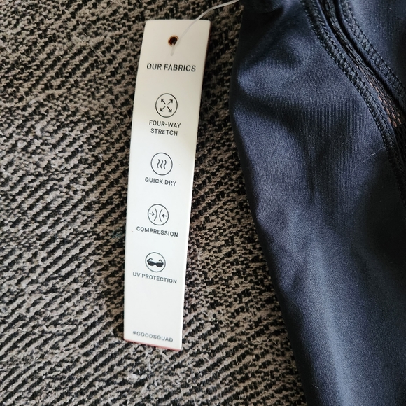 Good American Performance Active Tank Top NWT - Picture 3 of 3